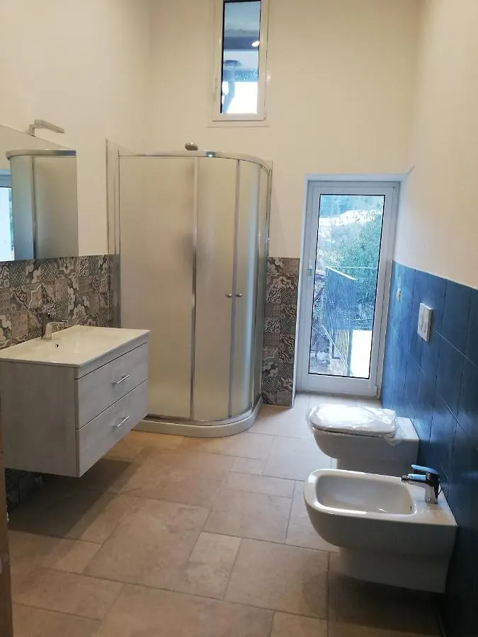 La Torretta Di Piero Con Terrazzi E Parcheggio Privato Citra Zero Zero Ottanta 31Lst0282 Apartman Imperia