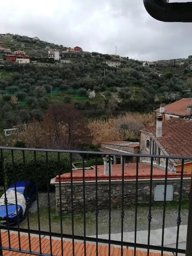 La Torretta Di Piero Con Terrazzi E Parcheggio Privato Citra Zero Zero Ottanta 31Lst0282 Apartman Imperia