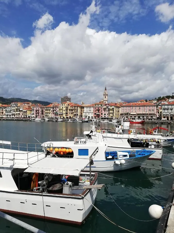 La Torretta Di Piero Con Terrazzi E Parcheggio Privato Citra Zero Zero Ottanta 31Lst0282 Apartman Imperia