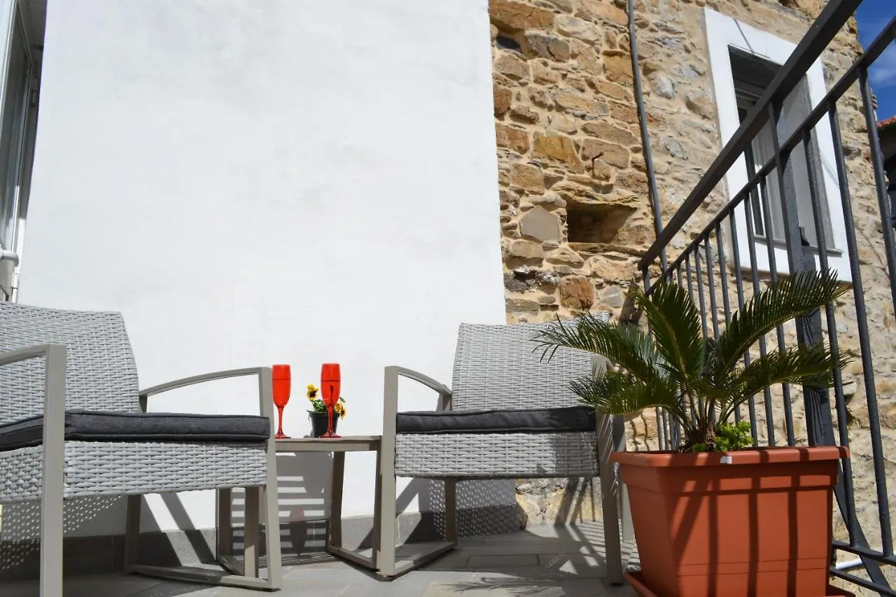 임페리아 La Torretta Di Piero Con Terrazzi E Parcheggio Privato Citra Zero Zero Ottanta 31Lst0282 아파트 0*,